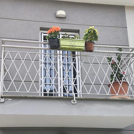 Grigio Perla Panigale, Villetta Con Giardino E Parcheggio Privato Fino A Tre Posti Auto - Un Oasi Di Tranqullita Bolonia Zewnętrze zdjęcie