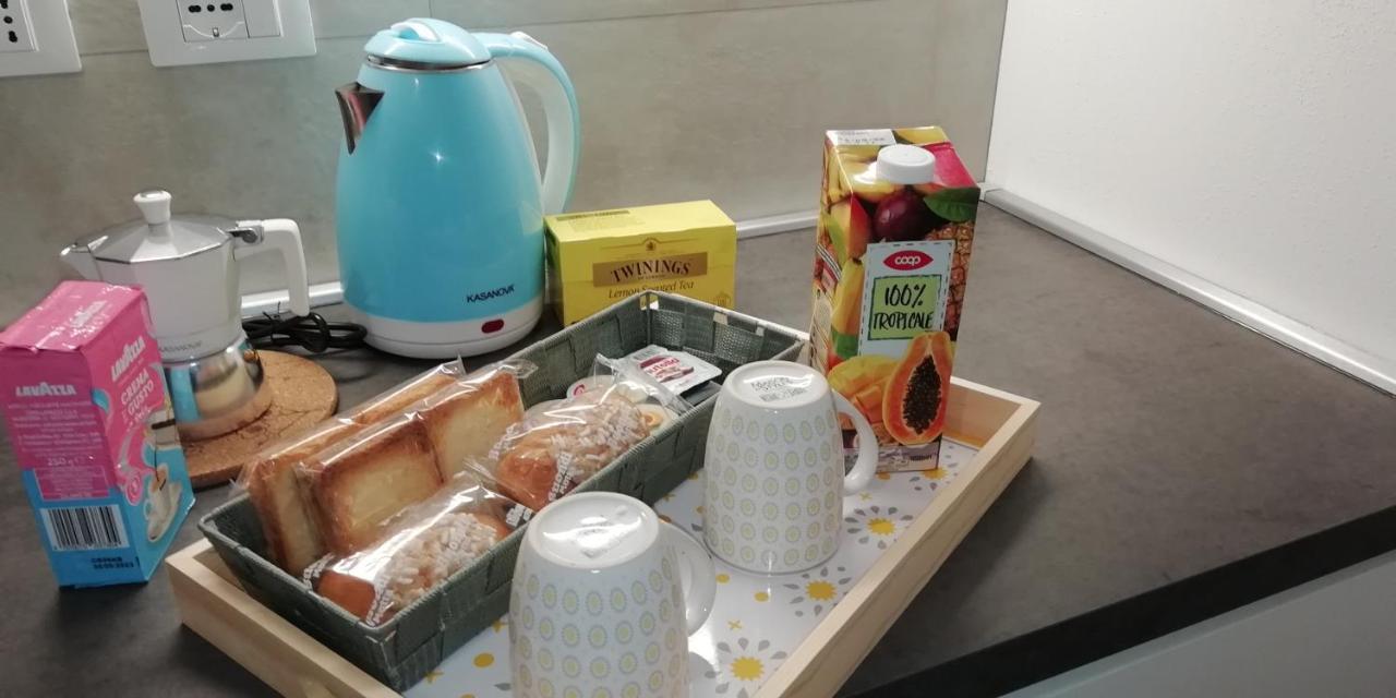 Grigio Perla Panigale, Villetta Con Giardino E Parcheggio Privato Fino A Tre Posti Auto - Un Oasi Di Tranqullita Bolonia Zewnętrze zdjęcie